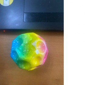 Уцінка. Антигравітаційний мʼячик Gravity (Moon) Ball, веселковий, 6,5 см подертий